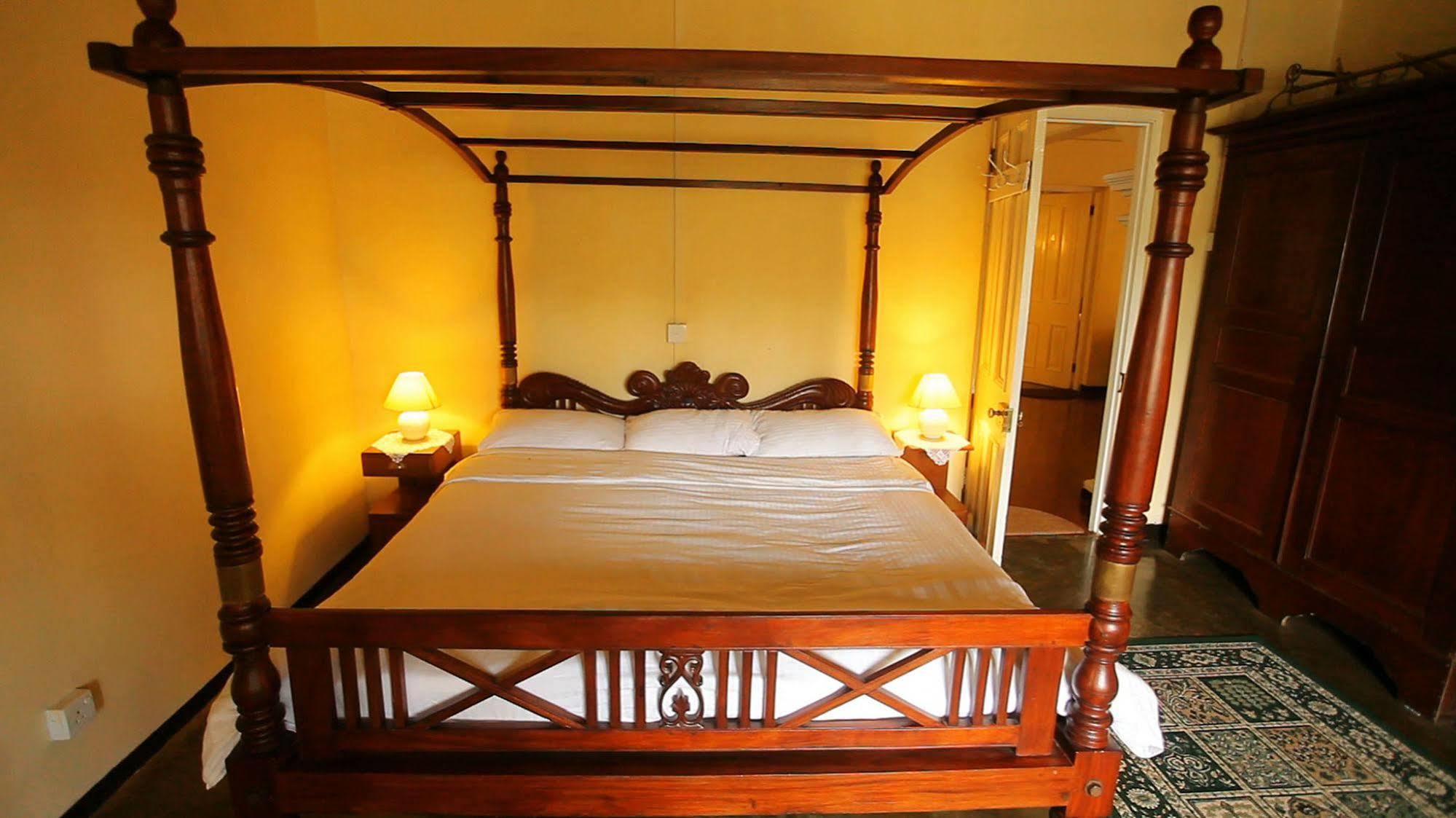 Senani Colonial Holiday Bungalow Нувара Елия Екстериор снимка