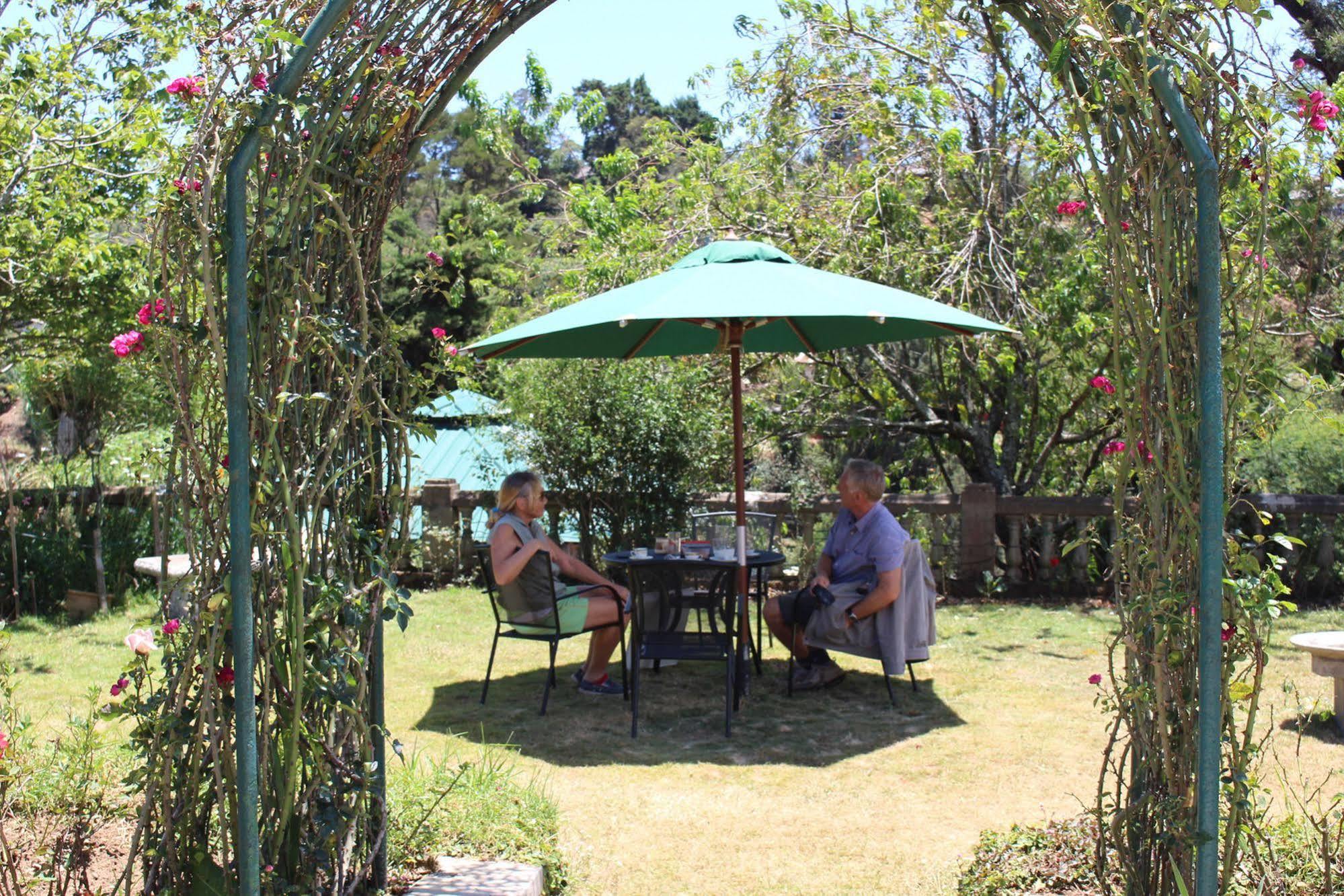 Senani Colonial Holiday Bungalow Нувара Елия Екстериор снимка