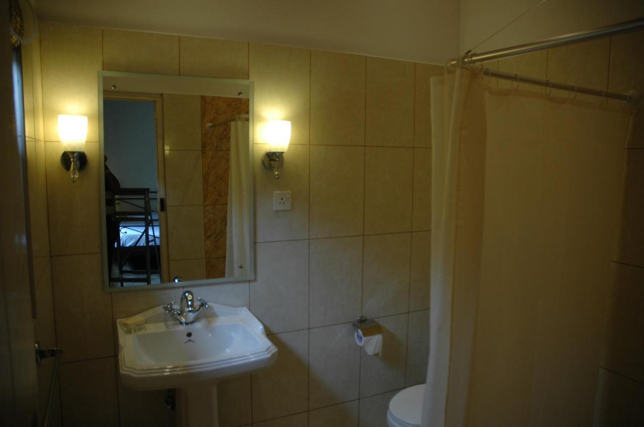 Senani Colonial Holiday Bungalow Нувара Елия Екстериор снимка